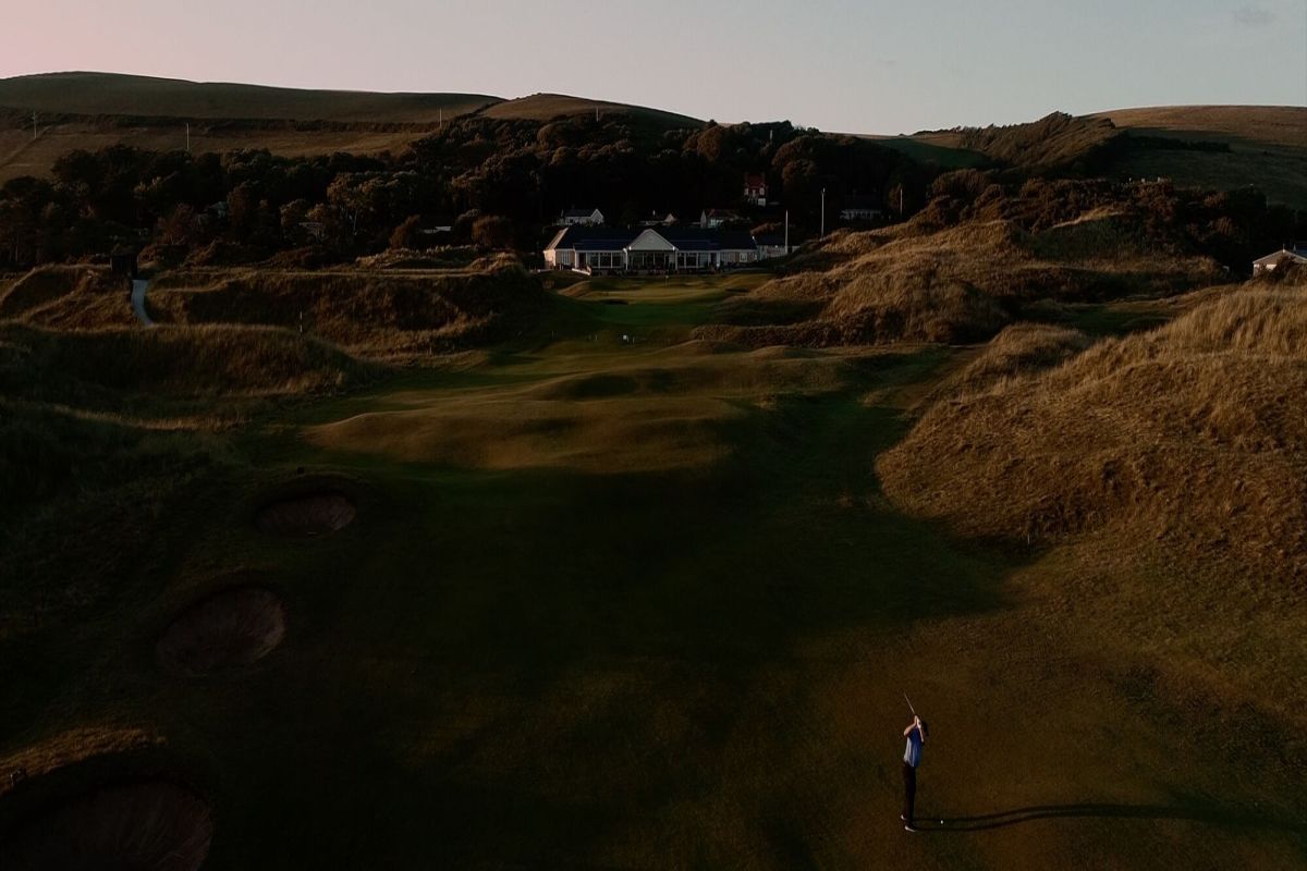 Greenkeeping Career Opportunity - Assistant Greenkeeper bigga.org.uk/career/assista… 
<a href="/SauntonGolfClub/">Saunton Golf Club</a> Devon