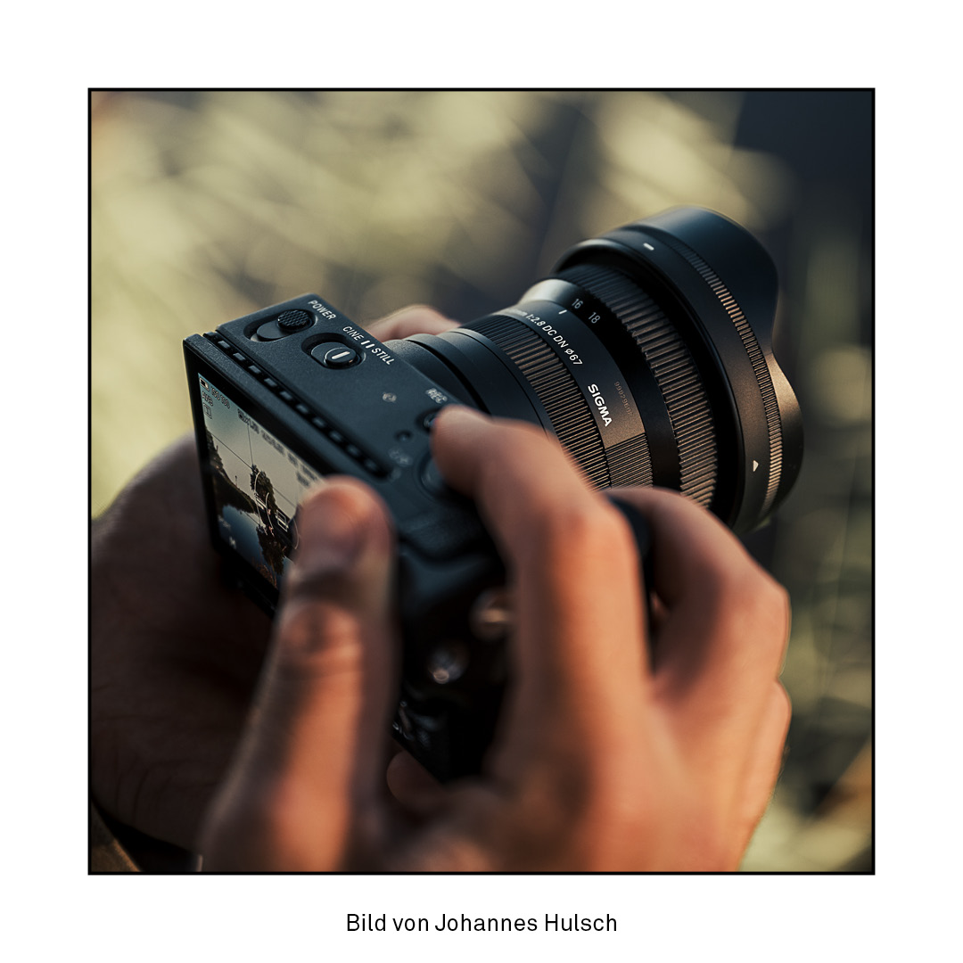 Liebe SIGMA Community und liebe Weitwinkel-Fans, es gibt ein neues Zoom Objektiv für spiegellose APS-C Kameras: Das 10-18mm F2,8 DC DN | Contemporary mit L-Mount, Sony E-Mount und FUJIFILM X Mount!

sigma-foto.de/objektive/10-1…

Bilder von <a href="/bokehm0n/">Johannes Hulsch</a> (Johannes Hulsch)
