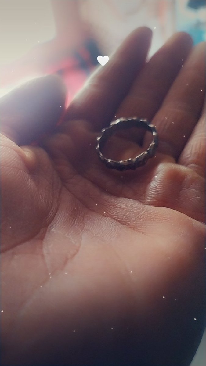 Cebimde yüzük buldum kim koydu cebime çabuk söyleyin