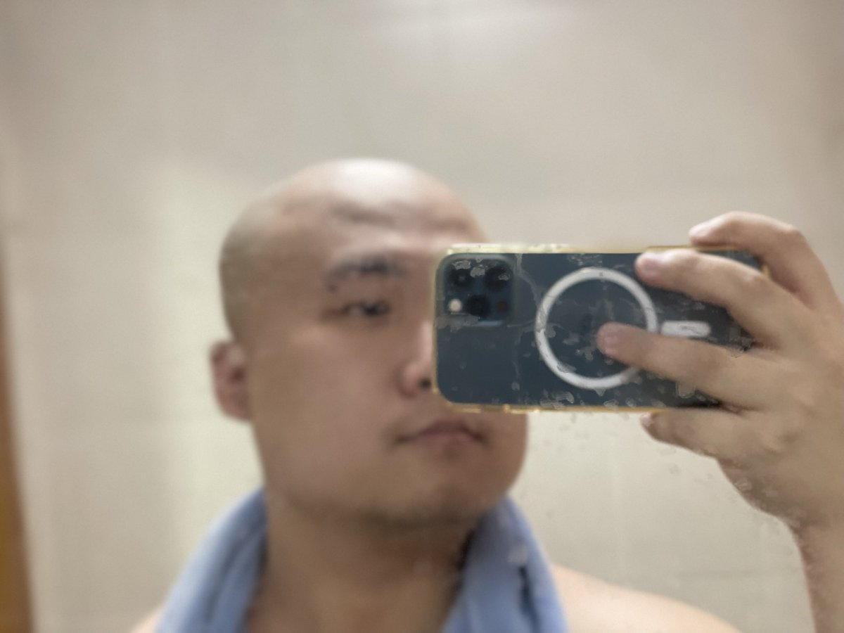 MaricxIn's tweet photo. keep it smooth https://t.co/ieTy2jYHe6