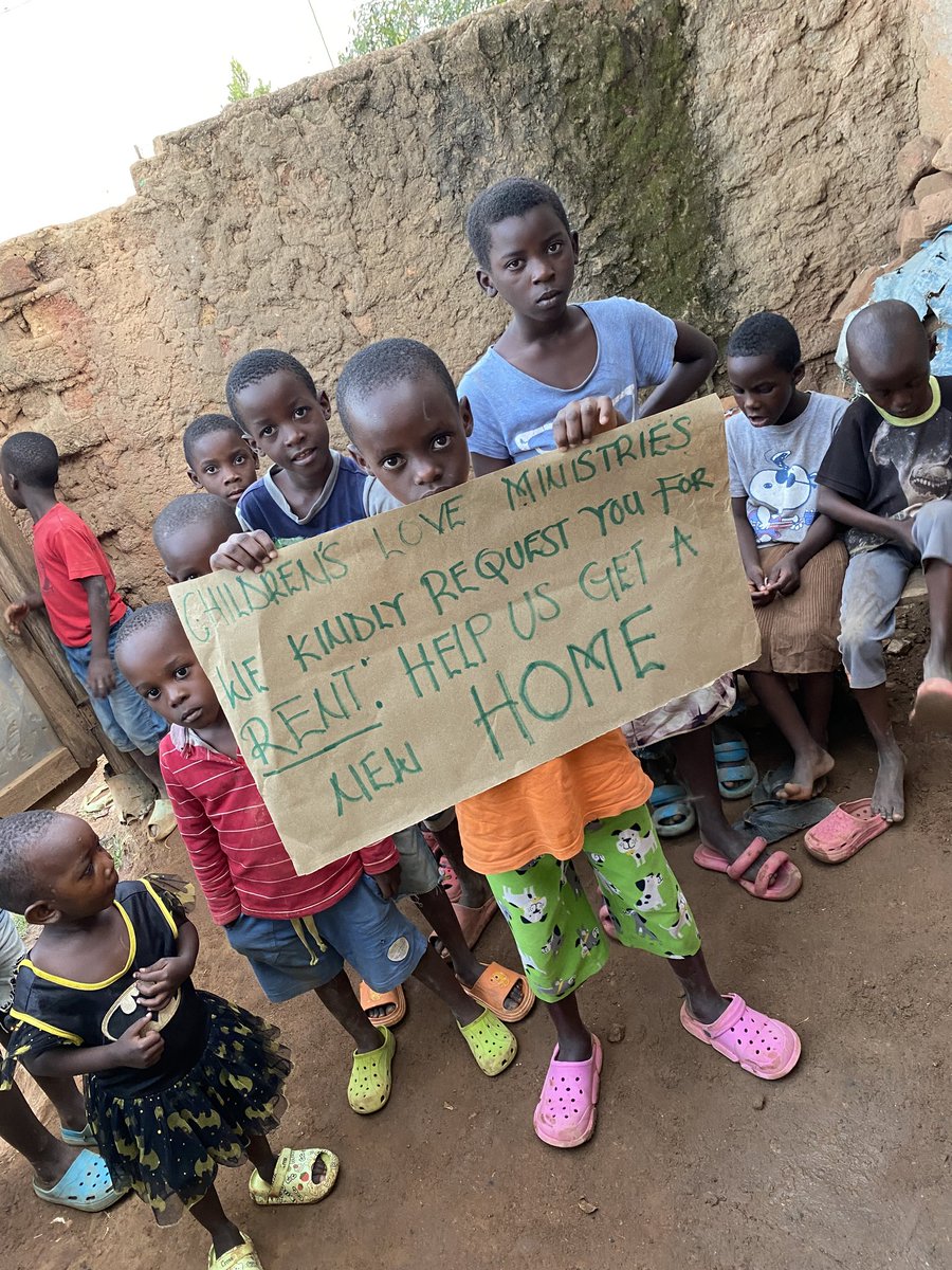 Dear friends, am really down on my knees for the sake of the children requesting you to help us raise $900 for rent because we were kicked out of the house by the landlord failure to pay the past three months we were demanded due to hunger crisis. Link in bio to donate 🙏