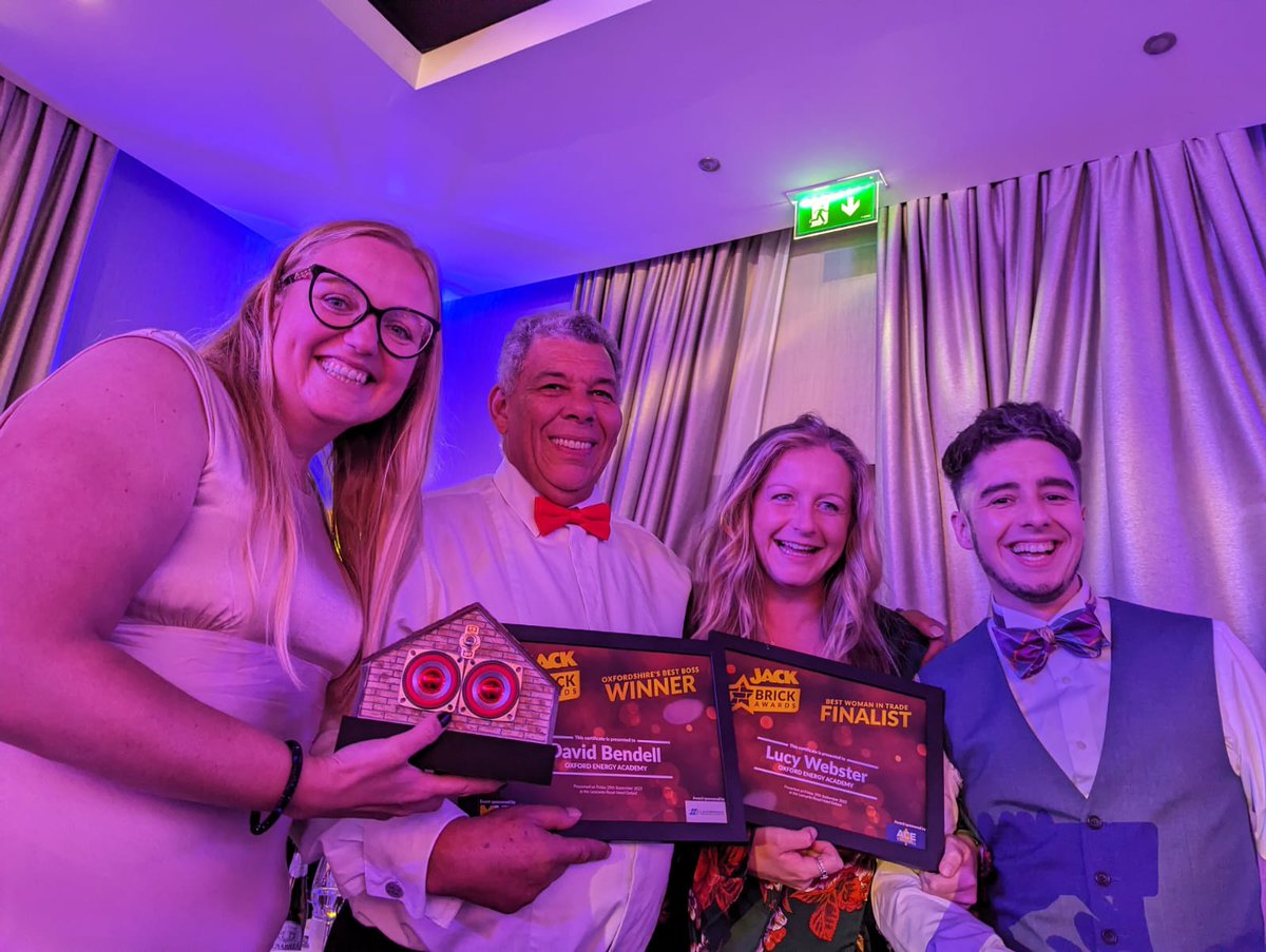 reedenvironment's tweet photo. Big congratulations to our partner @OEAtraining who were winners at the @JACKfmOxford Brick Awards 2023 - taking home prizes in the Business of the Year, Best Woman in Trade and Best Boss categories.

Well done all! https://t.co/rSxTqdAeZ0