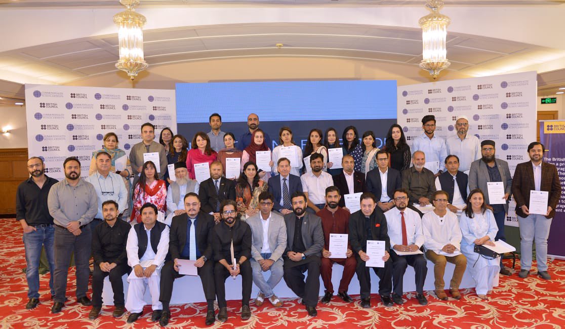 GVaxir's tweet photo. An absolute pleasure to speak at a networking reception arranged by British Council Pakistan and CommonWealth UK at Marriott Islamabad

#BritishCouncilPakistan
#Commonwealth
#CommonwealthAlumni
#CommonwealthScholarships https://t.co/cEyRxhCieA