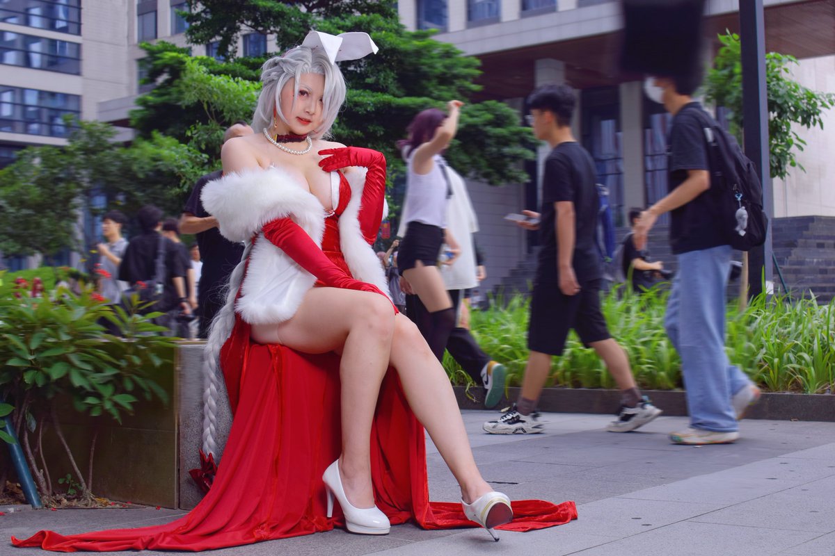 LeyangMoa's tweet photo. #漫展 #heinrich #AzurLane #海因里希亲王 #赫莉米娜亲王 #专属舞台 https://t.co/kGZQQTA9Ij