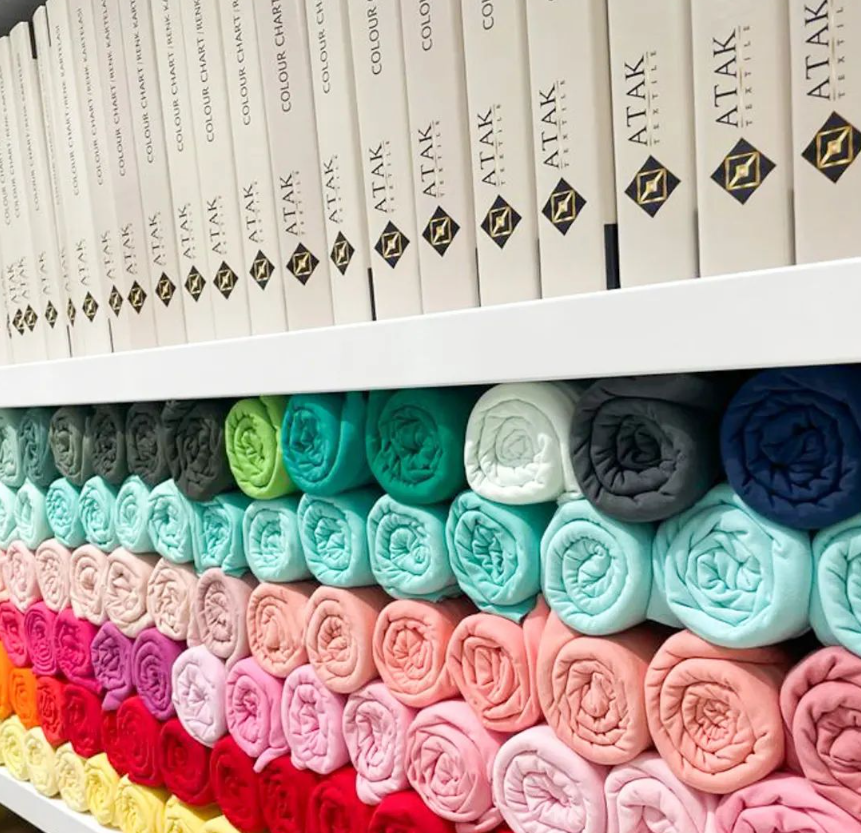 AtakTextile's tweet image. Fashion Colours

#colourchart
#pantone2023
#fleecefabric
#цветоваяпалитра
#пантон2023
#тканидляодежды
#одежныеткани