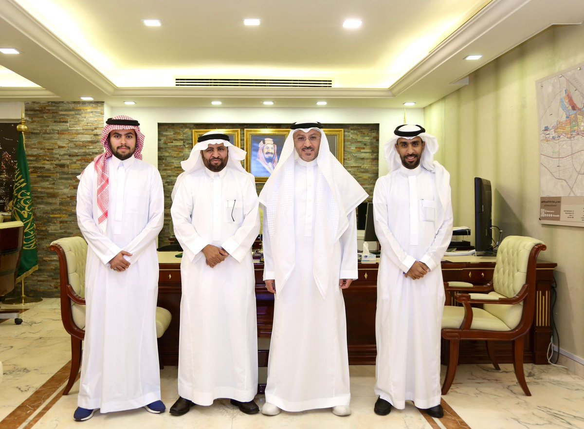 #الصحة في #مكة توقع إتفاقية تعاون مشترك، مع مجمع صقر الطبي ، وجاءت هذه الإتفاقية لتعزيز التعاون في مجال التطوع الصحي، في مبادرات التوعية الصحية بإشراف الشؤون الصحية