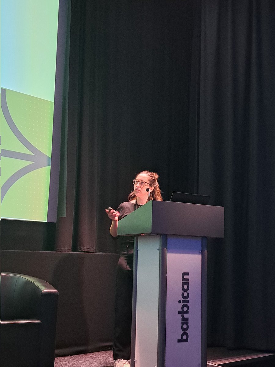 techUK's tweet photo. @CGI_Global @CGI_UKNEWS We're delighted to have #PresidentsAward winner for the Planet category, Martina Colman @ClimateEssentls, delivering our opening keynote. Such a passionate and action driven speech, really highlighting the importance to make things right now. โณ๏ธ #TechClimateAction https://t.co/DECFpxgibt