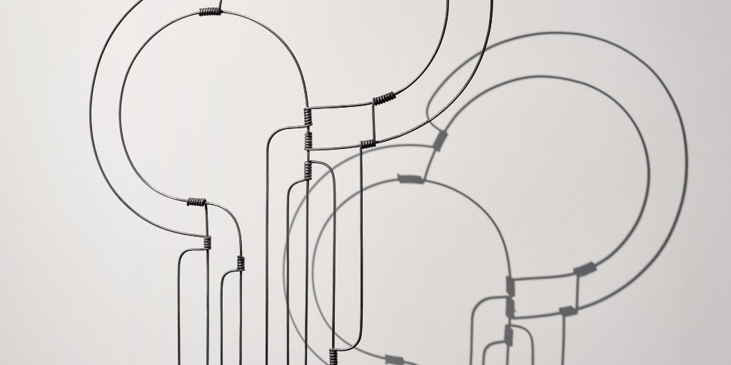 Dezeen Guide tweet media