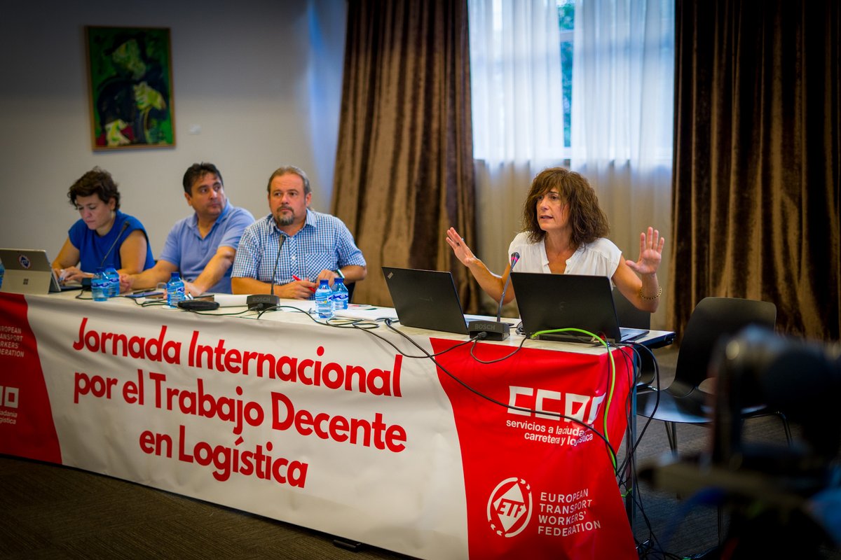 ISTASF1M's tweet photo. "A nivel de UE se ha calculado que si se eliminaran las exposiciones a riesgos psicosociales laborales, la carga de depresión caería entre el 17 y el 35% Exigimos cambiar la organización del trabajo para evitar los trastornos de salud mental."
Clara Llorens-Serrano, #ISTASF1M https://t.co/R4y3EBeGVQ
