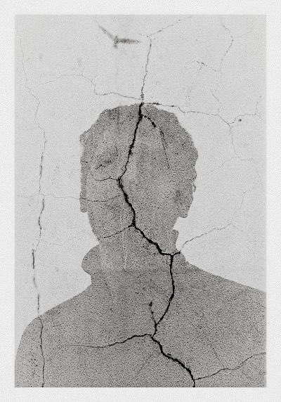 ㅤ ㅤ ㅤ
ㅤ ㅤ ㅤㅤ ㅤ ㅤㅤ ㅤ ㅤ
كيف يتم إقناع الغصن المكسور أنّ الريح قد اعتذر ؟ 

Bagaimana cara mengabarkan ranting yang patah, bahwa angin itu telah meminta maaf?

ㅤ ㅤㅤ ㅤ ㅤ ㅤ ㅤㅤㅤㅤ ㅤ