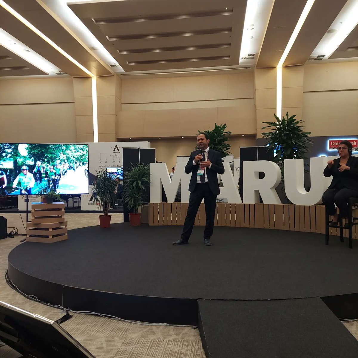 Letscyclecbc's tweet photo. LetsCYCLE project, which carried out Sakarya Metropolitan Municipality together with partners from Romania, Bulgaria, Ukraine, Georgia and SUBU, was presented by Veysel CIPLAK, Head of Strategy Development Department, as a good practice example at Marmara Urban Forum 2023 (MARUF) https://t.co/801SxZDYm4