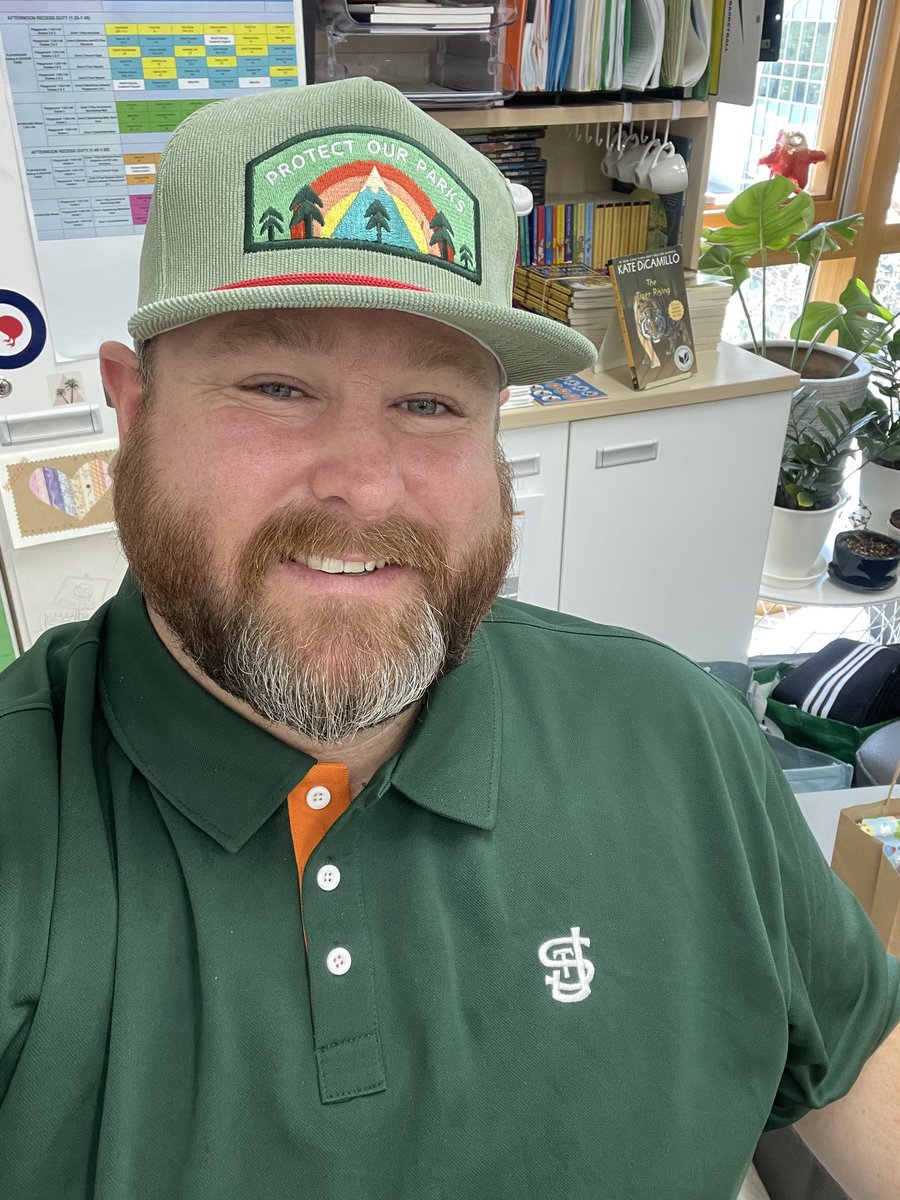 davidmrive's tweet image. I love how @SJA_Jeju we can so easily get out into our natural environment &amp;amp; take positive action alongside our Ss. Hwasun Beach clean-up today! Thanks @NatalieBoydEdu for helping with the organisation! #character #community☀️🏝️♻️