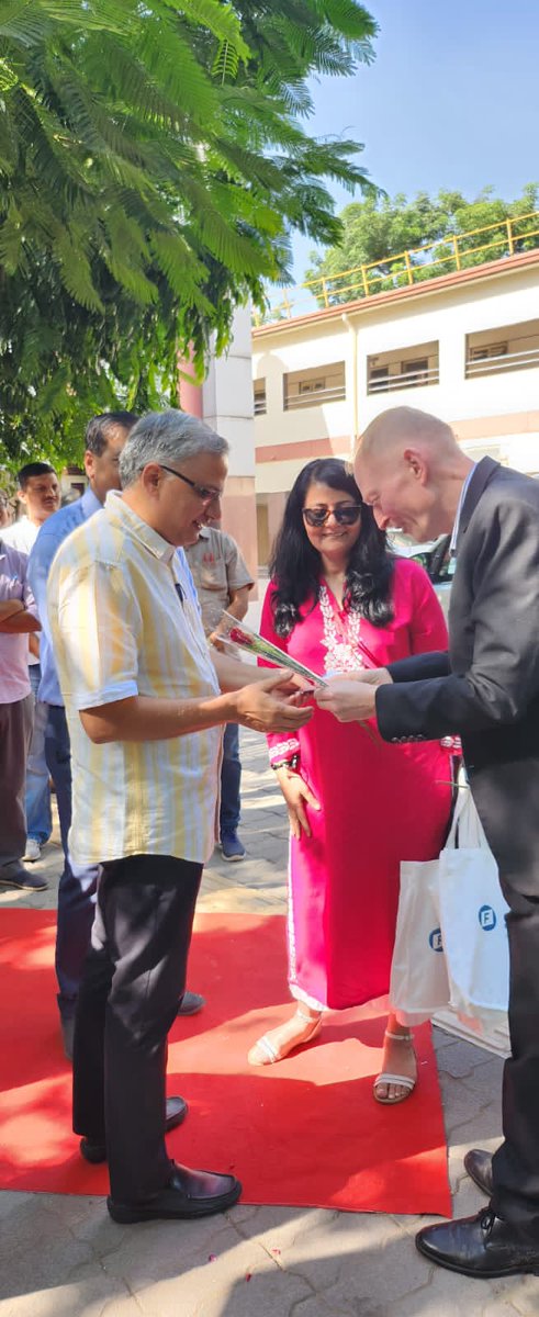 SbvRouse's tweet photo. A group of delegation from Germany and Austira https://t.co/aXFPpTJAeZ