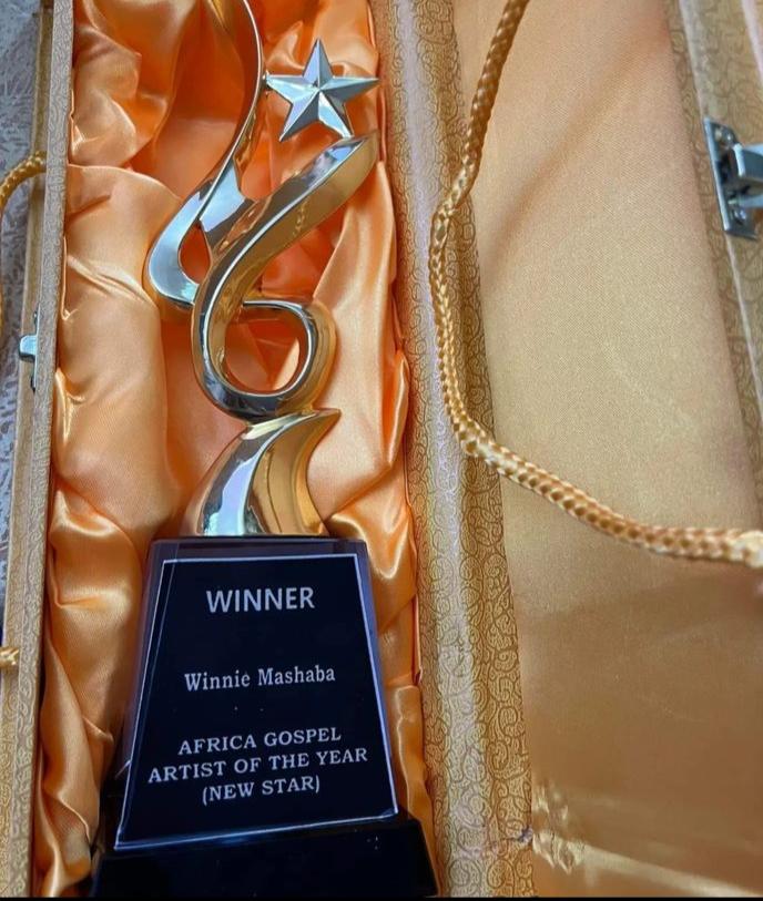 viewradio_'s tweet photo. Congratulations to @DrWinnieMashaba as the Africa Gospel Artist of the Year. https://t.co/k0hB2WSxyf