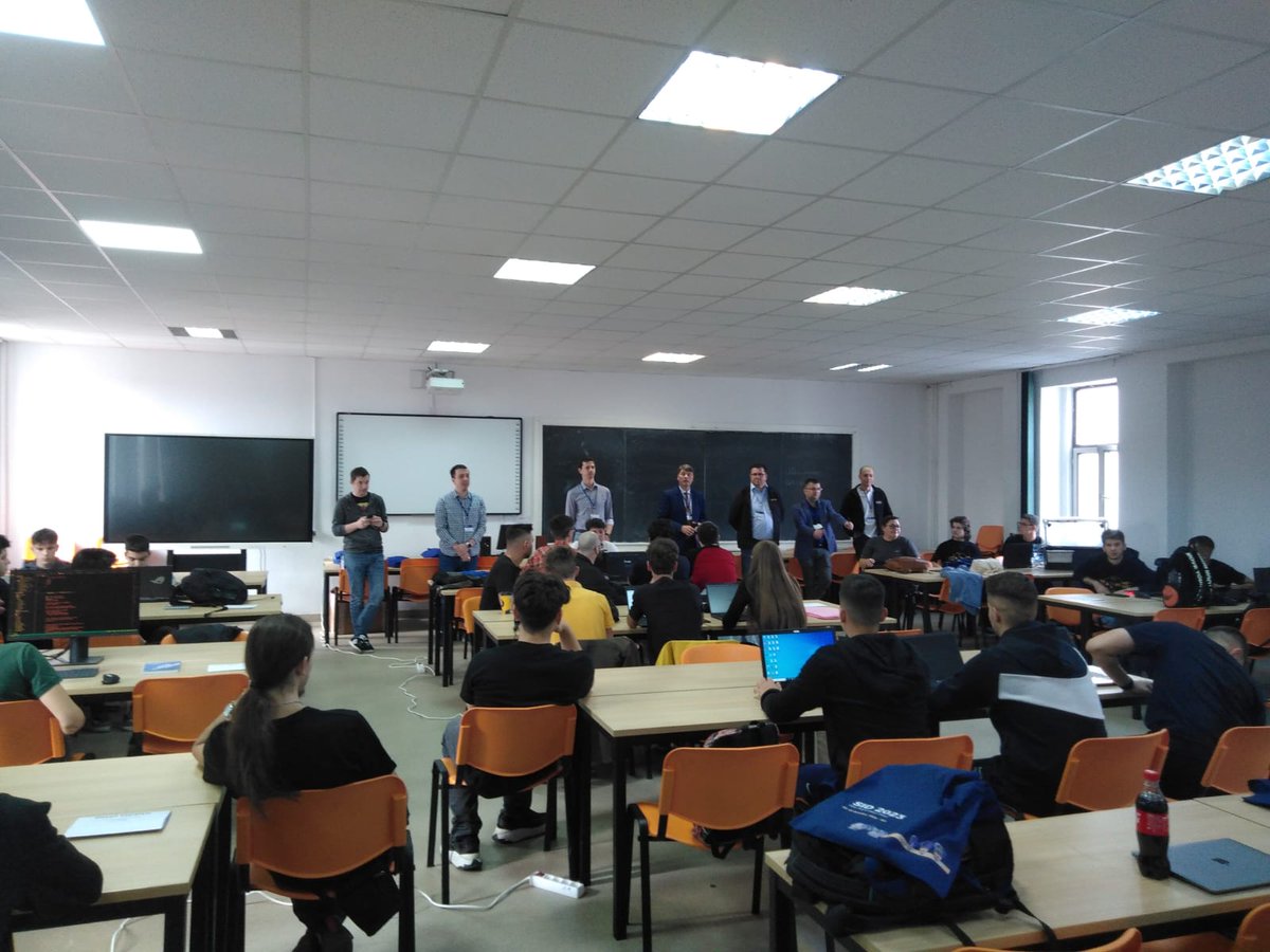 radu_chis's tweet image. Mentoring at the Sibiu Innovation Days 2023 Hackathon. 🔥⚡️

Warming up for the #xDayHackathon🚀

Exactly 2 weeks left until @xDay2023 

#itstimetobuild 🛠️