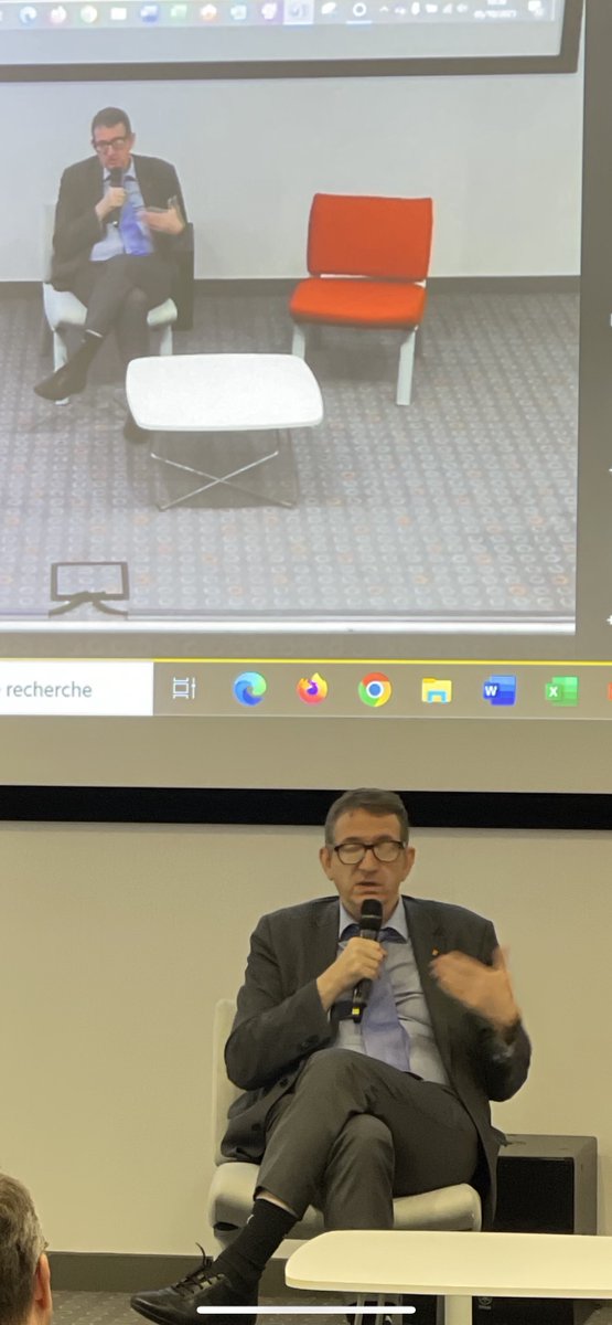 CFECGCOrange's tweet photo. Aujourd’hui @SebCrozier est à #Toulouse pour rencontrer les salariés d’@orange et échanger sur
👉Lead the future et les impacts sur les emplois
👉Les ASC et la proposition de la #CFECGCOrange par un «tableau magique»
👉Le plan de départ volontaire d’@orangebusiness  
Captivant ! https://t.co/0QM3IBNWIS