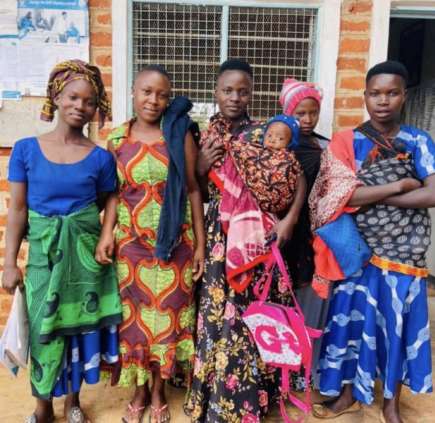 MarkB_Schreiner's tweet photo. Congrats @Irish_Aid 🇮🇪 on record level investments in development achieving real results #Tanzania 🇹🇿

@UNFPA values partnership @IrlEmbTanzania ensuring access to #SRHR &amp; #GBV prevention &amp; response services, esp for youth.

@irishmissionun 
@MaryONeill_IRL https://t.co/IIIpotkVAF