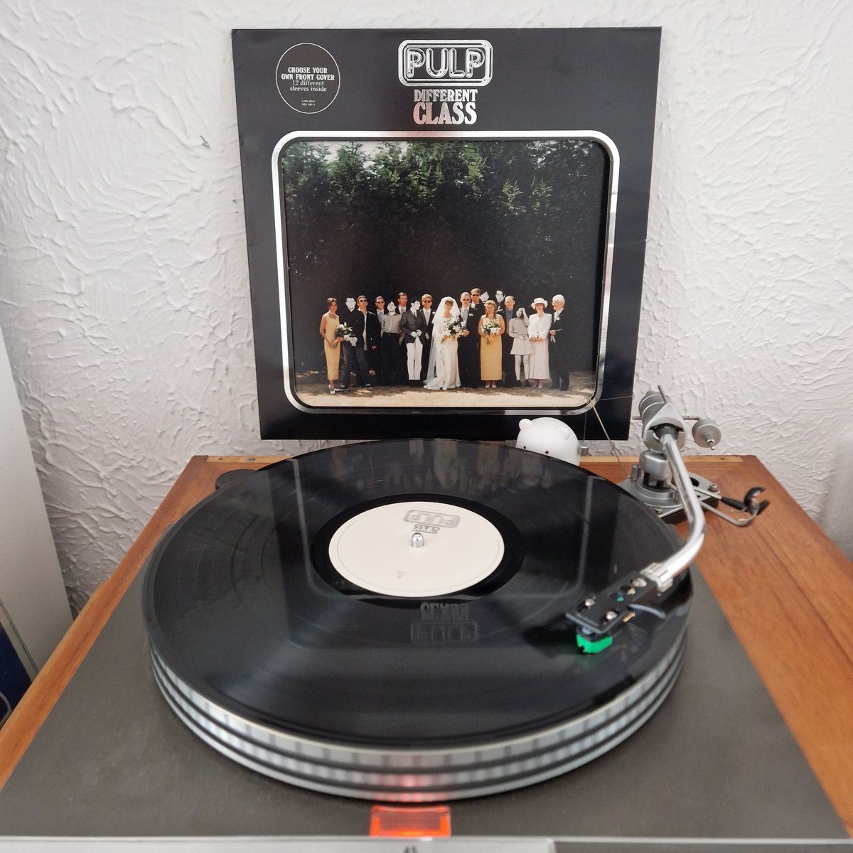 The best album by a British band in the 90s.

Prove me wrong...