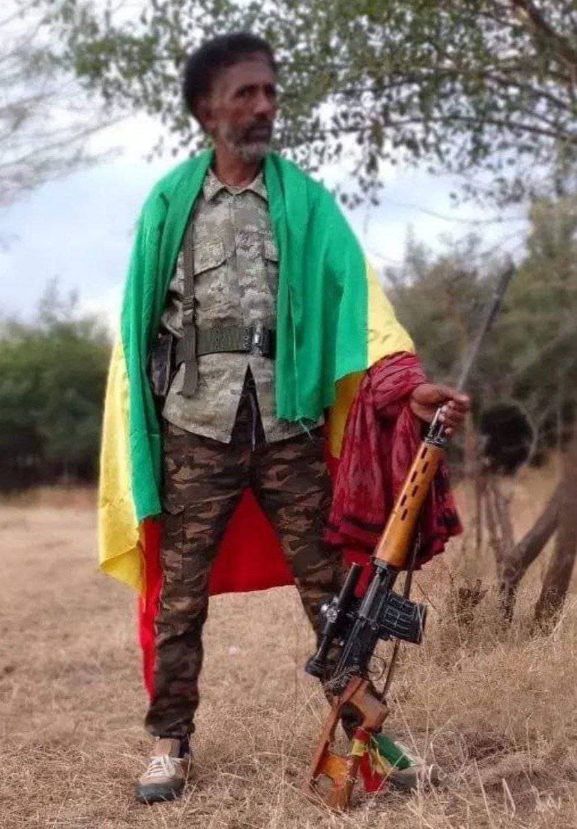 JahmajestyI's tweet image. "አዲስ አበባ ቤት አለኝ መኪናም ነበረ በዚህ ሳምንት ተሸጠ ባለቤቴ የዩንቨርስቲ መምህር ናት።በዚህ እድሜዬ ዳጋት ቁልቁለቱን የምወጣው የምወርደው እኔ በግሌ ጎድሎብኝ ሳይሆን አማራ ጠፍቶብኝ ነው" ፋኖ ምንተስኖት