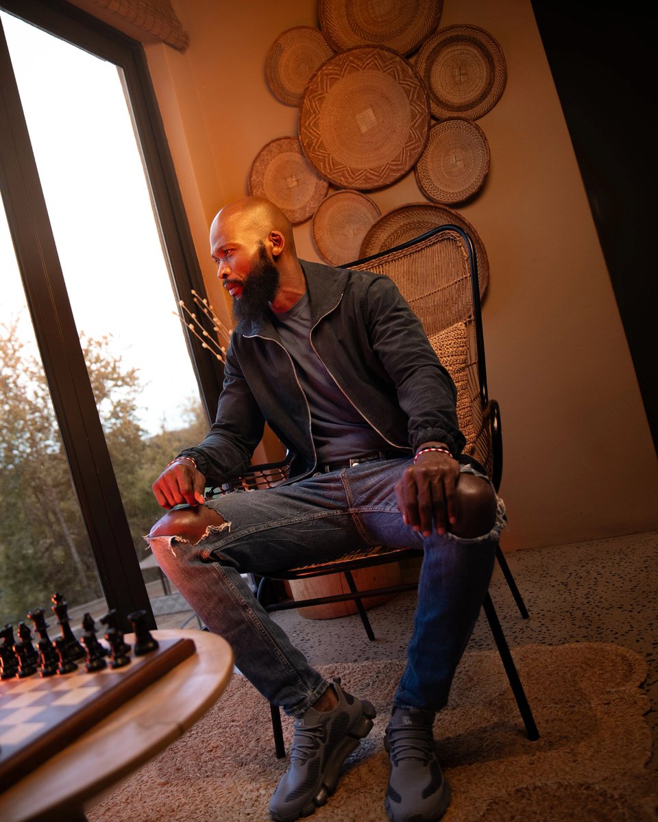 Mondli Makhoba (@makhobamondli) on Twitter photo 