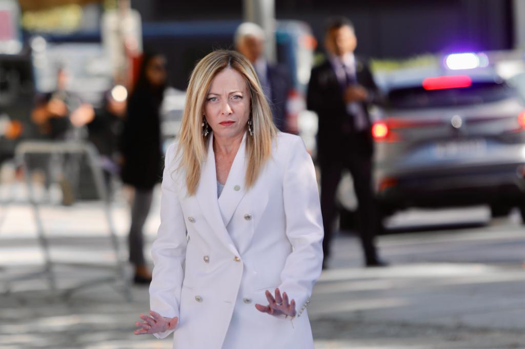 ideal_granada's tweet image. 🇪🇺 #CumbreGranada 🇪🇺

▶️ La presidenta de Italia, @GiorgiaMeloni, llega al Palacio de Congresos 

🔴 Sigue en directo todos los detalles de la cumbre: ideal.es/granada/direct…
📸 #Fotos @ramonlperez_soy