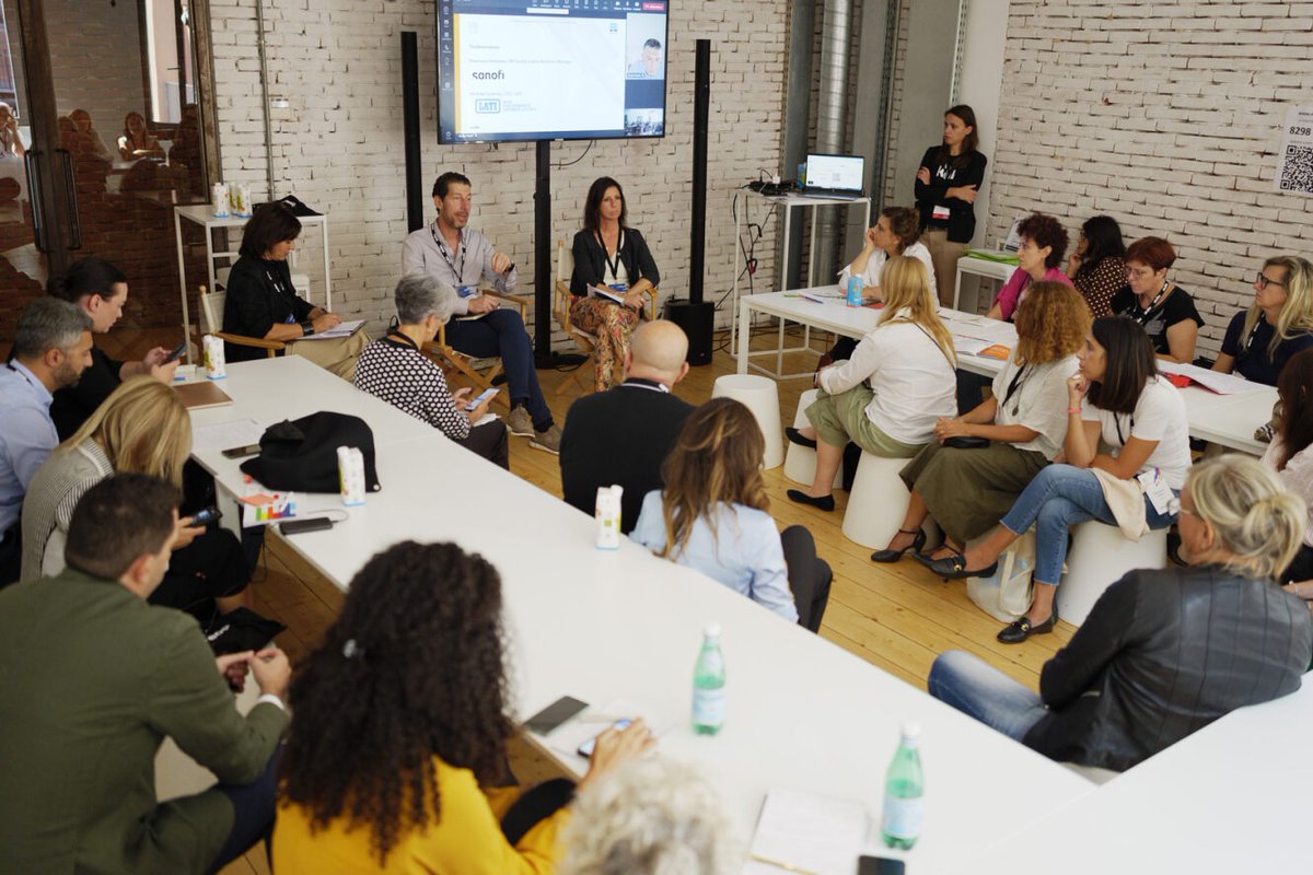 FDMeritocrazia's tweet image. C’eravamo anche noi a #exploringeLearning, evento sul digital learning di @SkillaElearning #ex_eL2023 Abbiamo organizzato Merito-Lab, esercitazione collettiva basata su Meritorg per misurare il merito in azienda. Grazie a quanti si sono messi in gioco con entusiasmo!