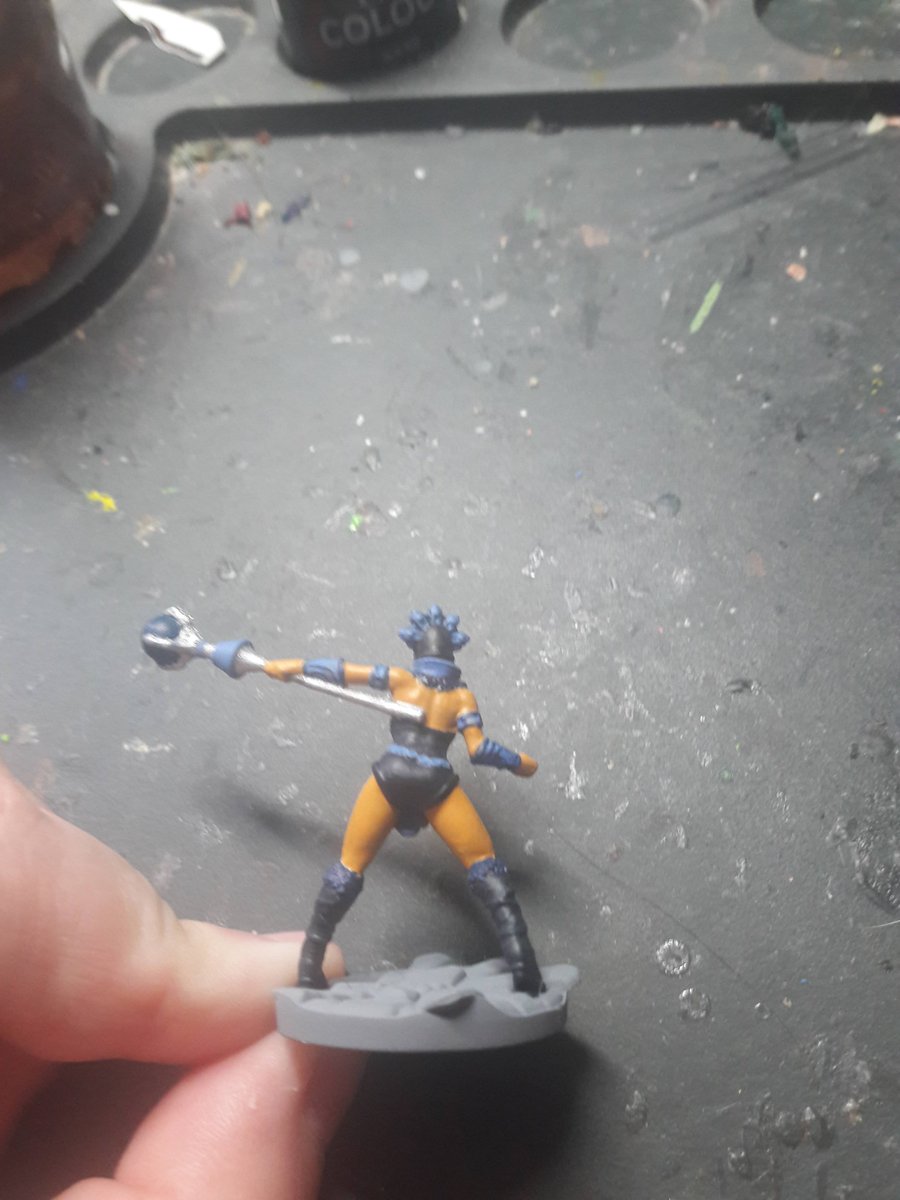 Elessarion30's tweet photo. The first woman on Team Evil &amp; she's well named! Here's Evil-Lyn, looking badass! Another model from the #fieldsofeternia Kickstarter from @archonstudio.  #miniatures #miniaturepainting #miniaturegaming #commissionpainting #tabletop #smallbusiness #smallbusinessuk #wargamer https://t.co/4EcDLkKYj0