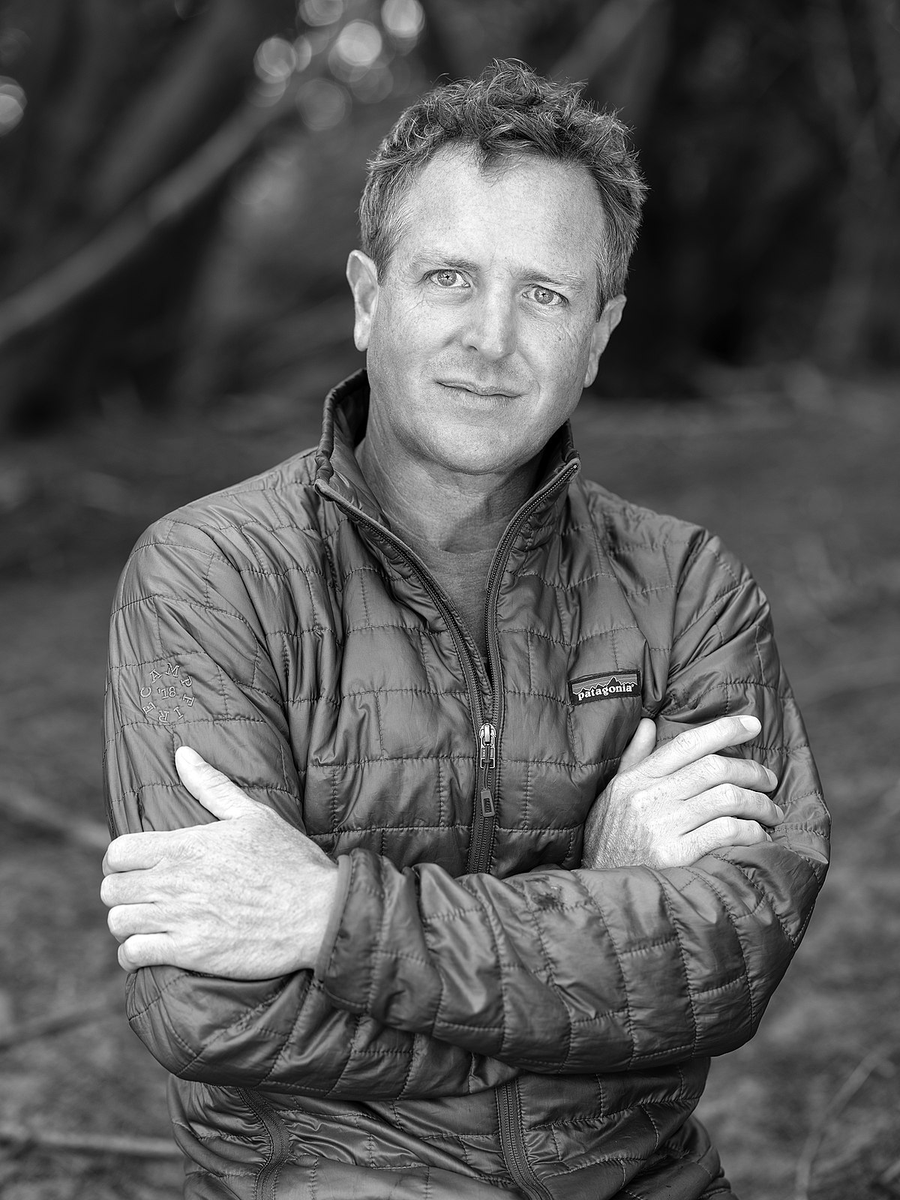 ScienceCQFD's tweet photo. [RDV 16h !] #JeudiFiction : en octobre paraît le 2e titre de #TheSandChronicles de l’auteur américain #HughHowey : #Outredune. Avec le 1er opus #Outresable, à quoi ressemble l’univers proposé par l’auteur ? https://t.co/MY8FGDjHxK avec @hughhowey, @NVasDeyres et @NicoMartinFC https://t.co/XqybNYiX7B