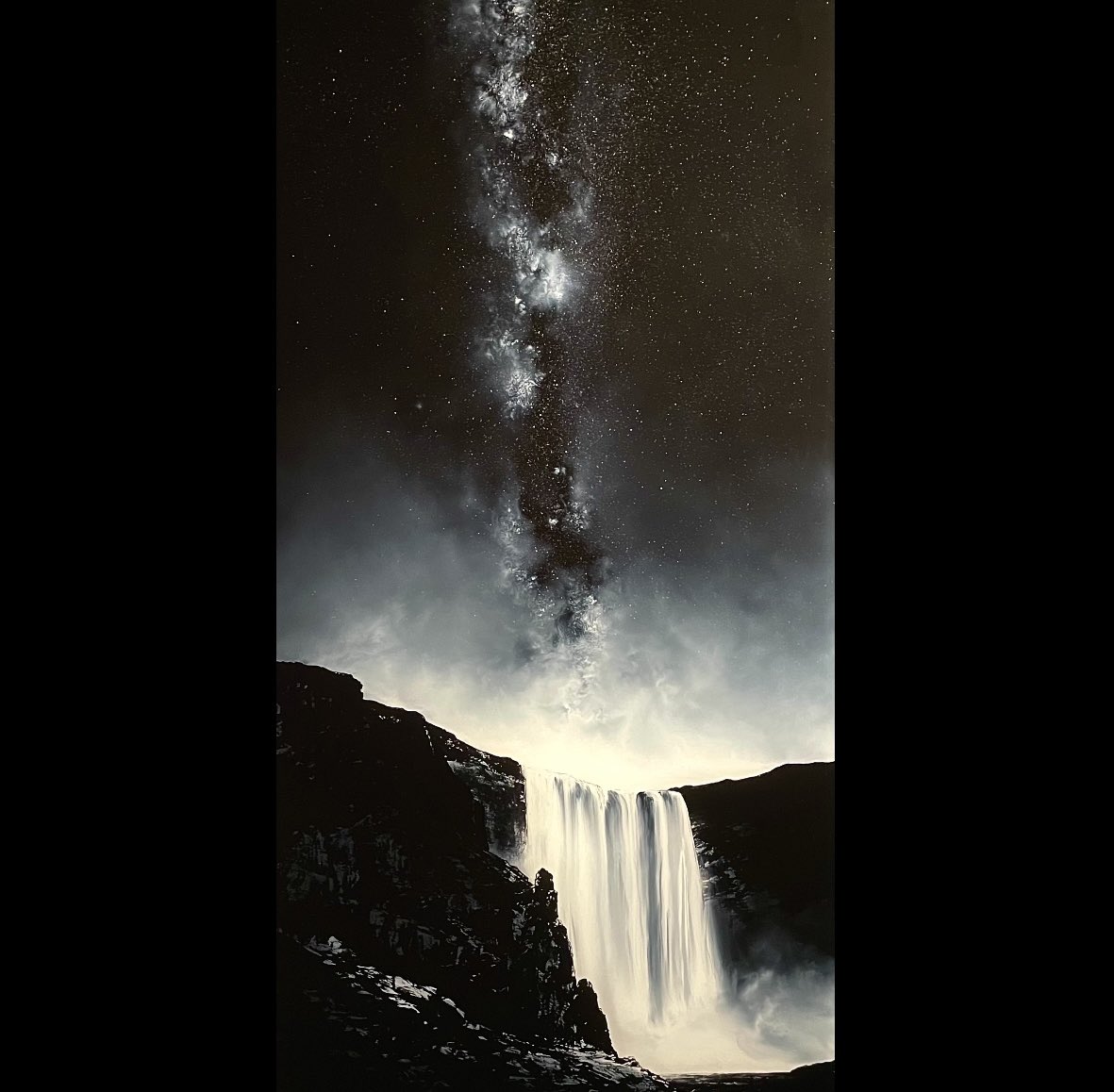 The new limited edition piece from my infinite collection are now available @castlegalleries #castlefineart #oilpainting #landscapeart #art #limitededition #reverseglasspainting #blackandwhite #newrelease #outnow #latestrelease #milkyway #stars #silverriver #infinite #monochrome