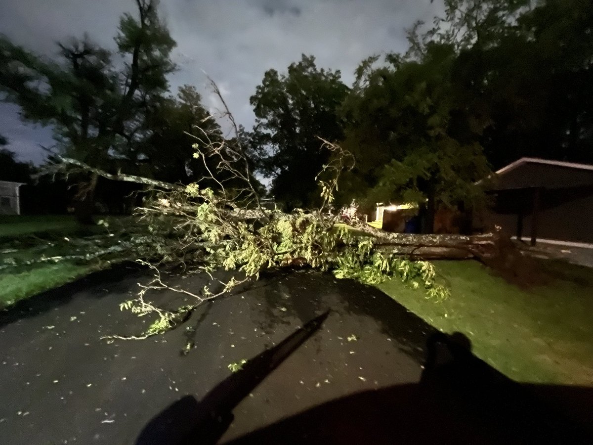 Storms packed a bit of punch last night. We’re finding damage in <a href="/CityofBA/">Broken Arrow, OK</a>. <a href="/FOX23/">FOX23</a> <a href="/LauraMockWX/">Laura Mock ⛈</a>