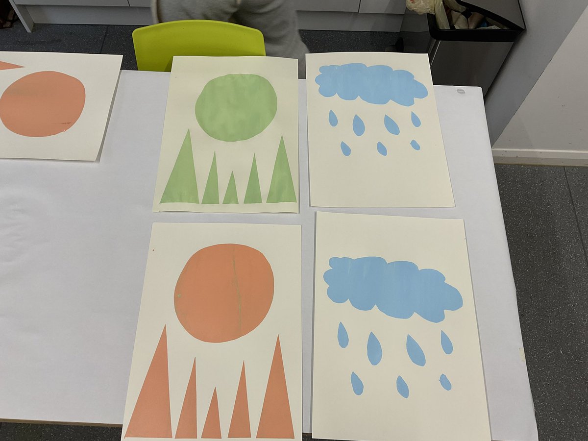 We tried screen printing a few weeks ago at the Dusty using our own stencils 
#ExploreCollectiveArts