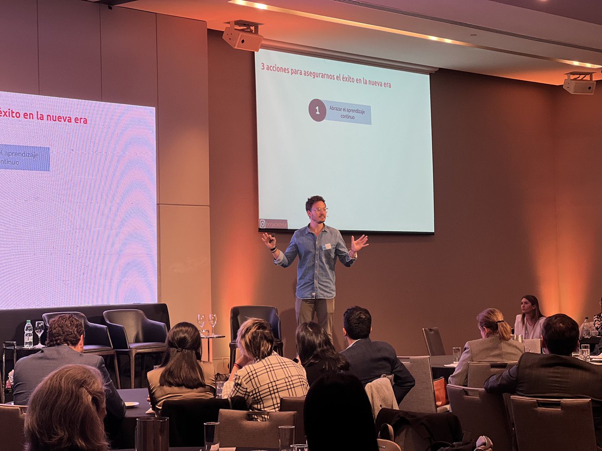 🔚 @Borja_Castelar cerró la jornada con una charla sobre retención y desarrollo de talento.

Desde #UruguayXXI agradecemos a todos los presentes que nos acompañaron y esperamos reencontrarnos en una futura edición. 

#UruguayGlobalServicesDay