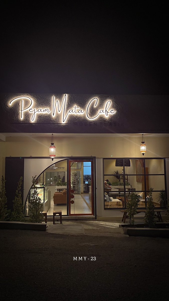 rienayumi's tweet photo. Cafe #262023

Pejam Mata Cafe - Seksyen 1, Bangi
Operation Hour: 
Tuesday to Thursday &amp; Saturday to Sunday : 12:00PM to 9:30PM
Friday: 3:00PM to 9:30PM

@ngopiss @petakopi_my https://t.co/T6xtfilJQL