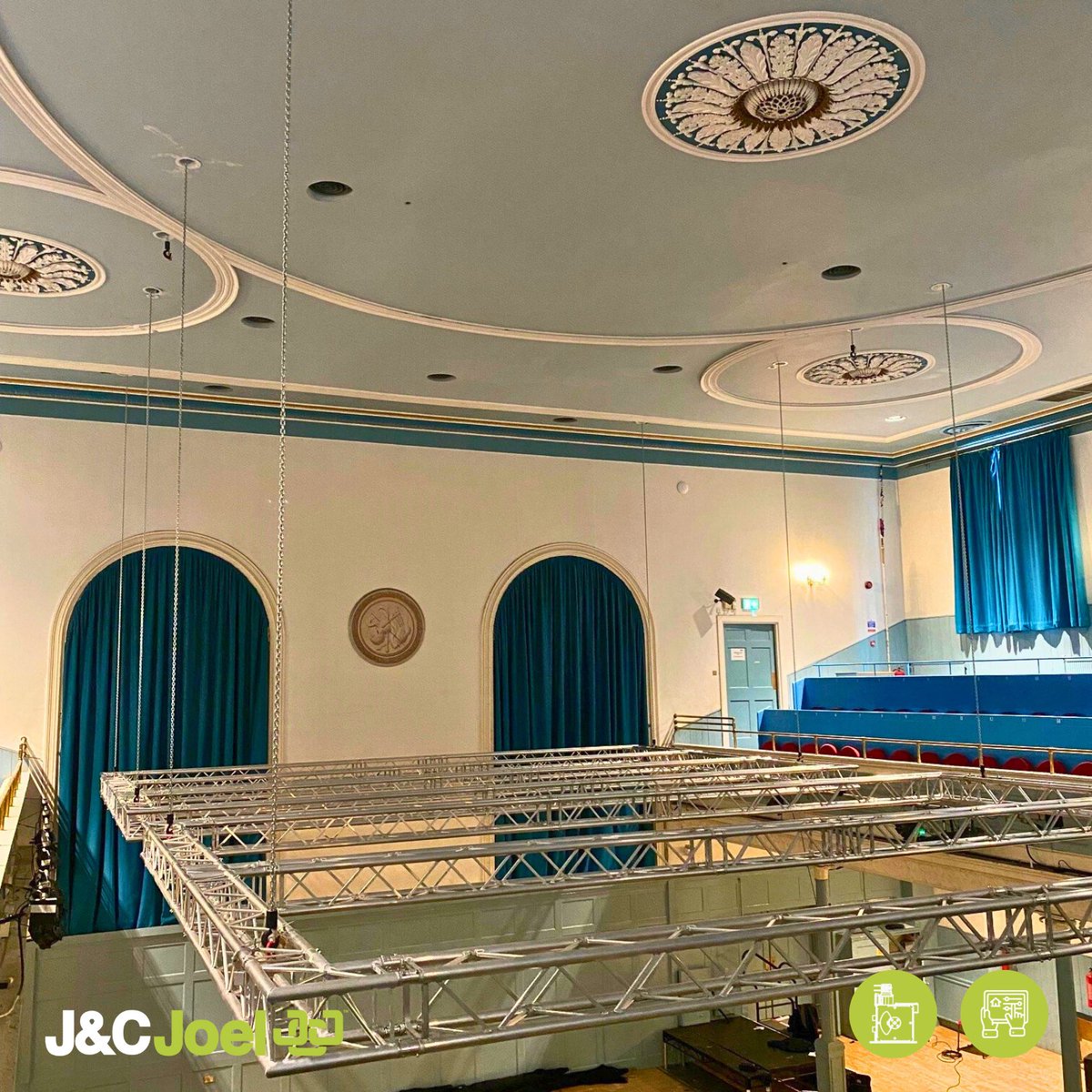 Revitalising The Queen’s Hall, Edinburgh, melding heritage charm with modern tech. Explore how custom steel beams, truss grids, and hoist systems shape a stunning venue that are a part of our mechanical and control solutions. Learn more about our work: jcjoel.com/case-studies/q…