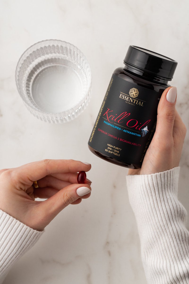 O Krill Oil Essential é uma ótima maneira de suplementar ômega-3, já experimentou?  Aproveite o preço especial do Krill Oil e garanta o seu. Link na bio.