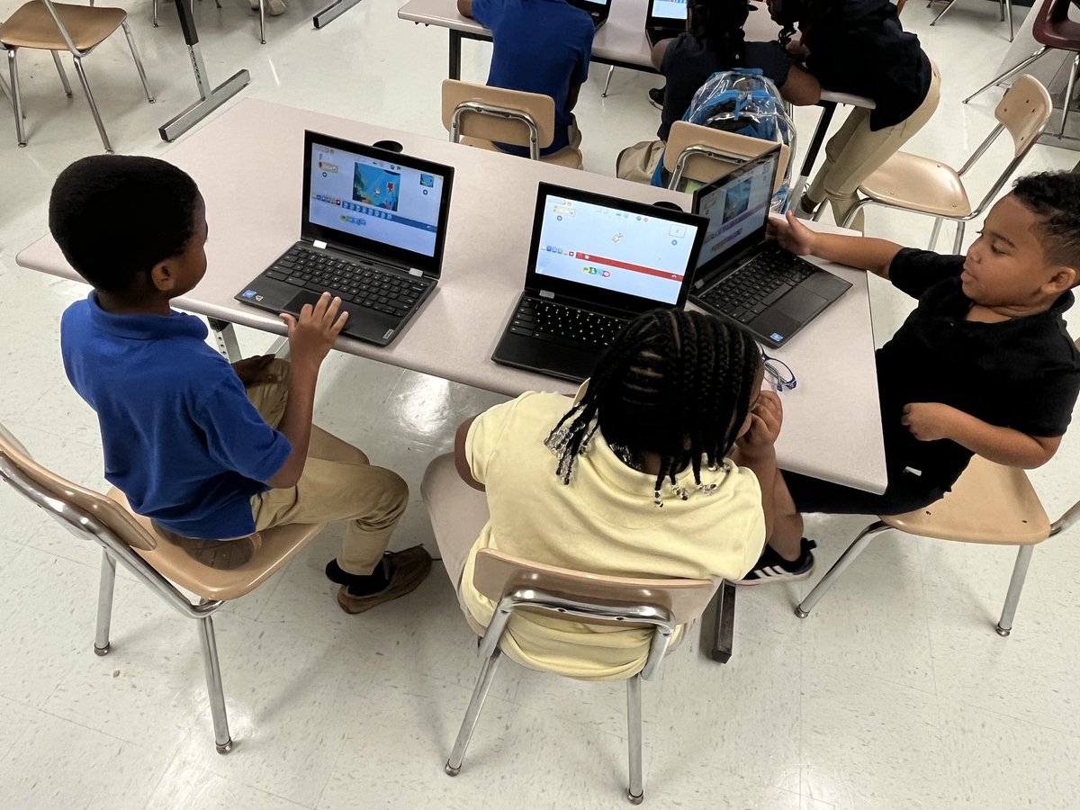 Jacob Elliott tweet media