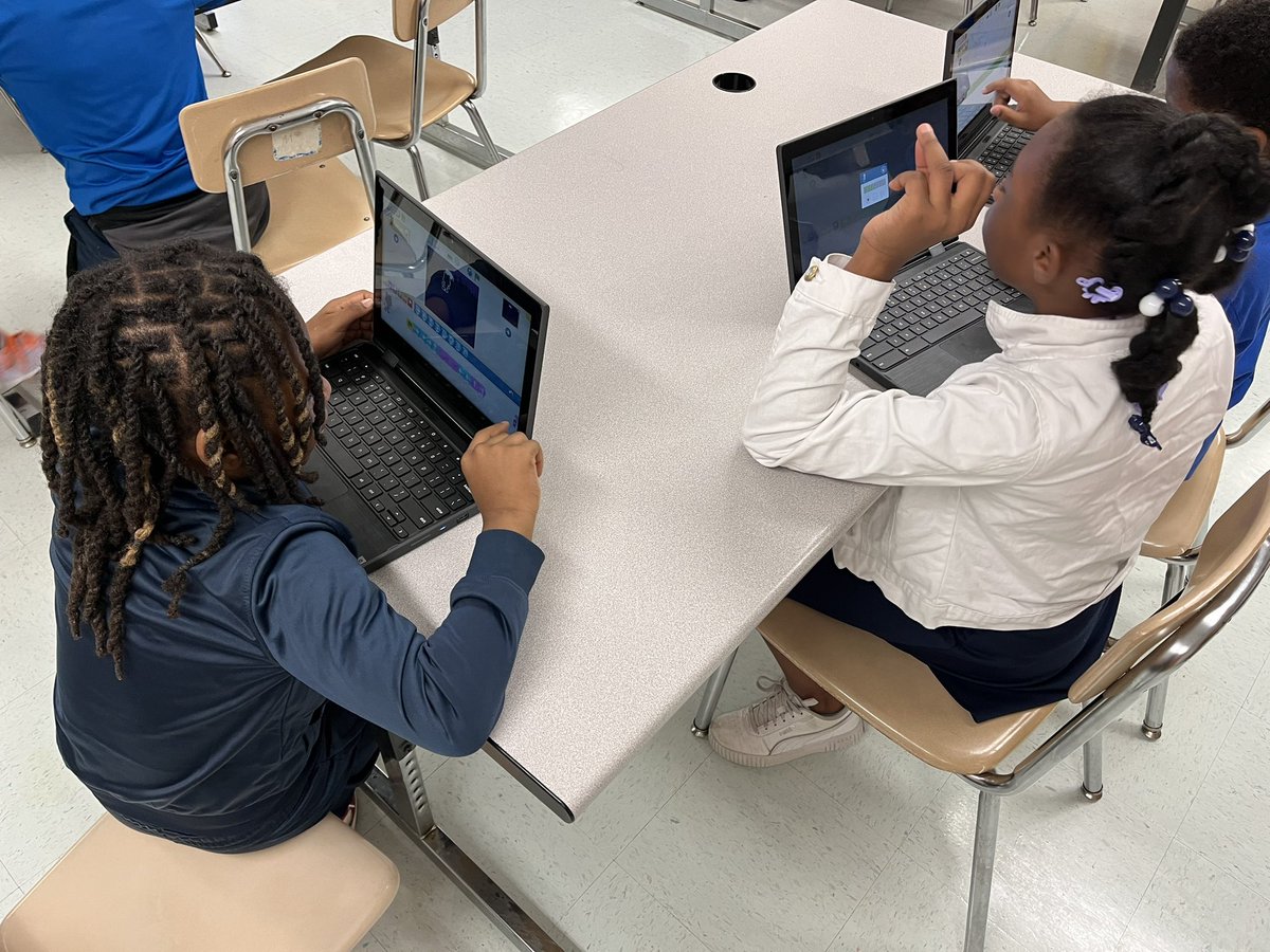 Jacob Elliott tweet media