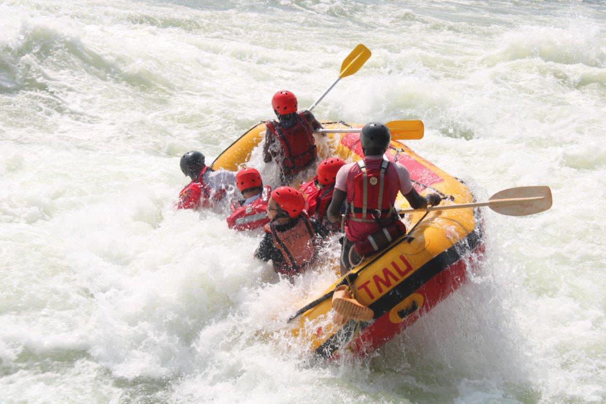 brendah_ape's tweet image. Yearning for an adrenaline rush during your safari, Bungee jumping and White water rafting are the most popular adventure activities in Jinja. Adrenaline junkies, Let's plan your next adventure safari together. lushafricasafaris.com 
#ThisIsUg
#Africa
📸 Bungee Jump Uganda