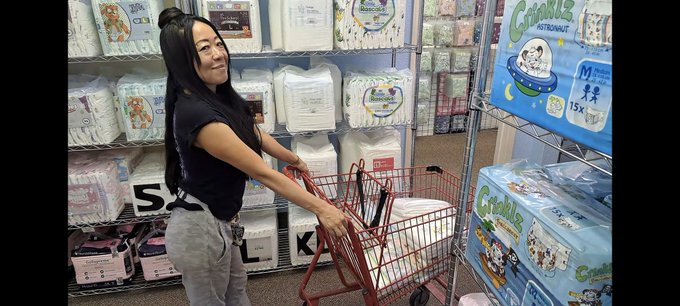 Crossover YouTube video with How to Wear Adult Diapers. Totally unplanned as I had no makeup on &amp; look<a href="/tag/abdl"class="tags"><span>#abdl</span></a><a href="/tag/abdldiaper"class="tags"><span>#abdldiaper</span></a><a href="/tag/diaperperv"class="tags"><span>#diaperperv</span></a>