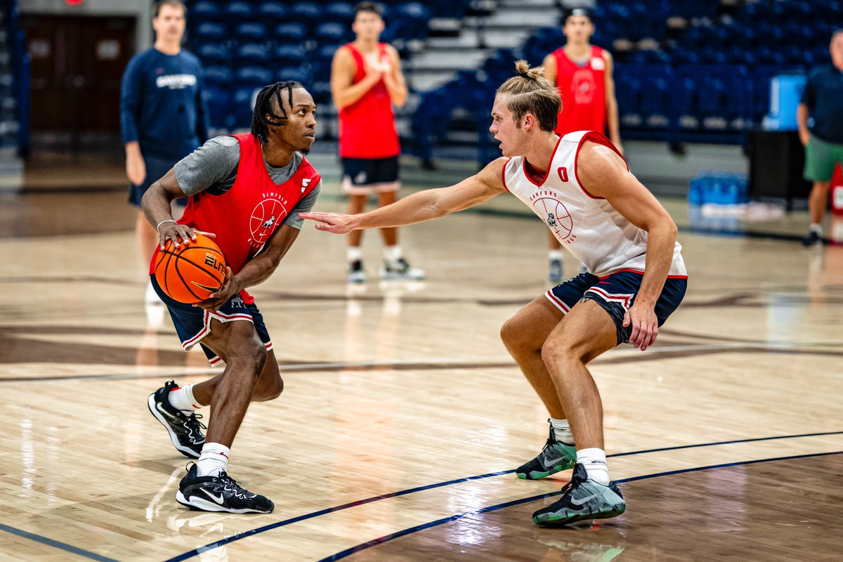 SamfordMBB's tweet photo. The only place success comes before work is in the dictionary 😤 

#BuckyBall | #AllForSAMford https://t.co/FEzTNFwefe