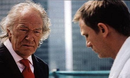 msdawnsharpless's tweet photo. Layer Cake // Matthew Vaughn // 2004 // UK

#MichaelGambon #DanielCraig #LayerCake https://t.co/FKZEwQZ71v