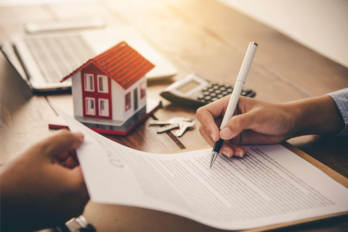 rm_attorneys_'s tweet image. Ensure your wishes are honored and your assets are distributed according to your plans. Consult with our experienced team to create a personalized estate plan. #CustomizedPlanning #EstateGoals
bit.ly/3brF4QM