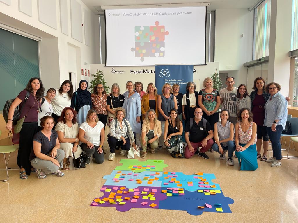 MataroCuida's tweet photo. Han sorgit un gran nombre de propostes i iniciatives per donar resposta a les necessitats de temps, recursos, reconeixement, benestar emocional de les persones #cuidadored. Aviat, les compartirem. Moltes gràcies a tots i totes! #EspaiMataróConnecta #fonsEUCat #CareCityLab https://t.co/TdceUzjgnE