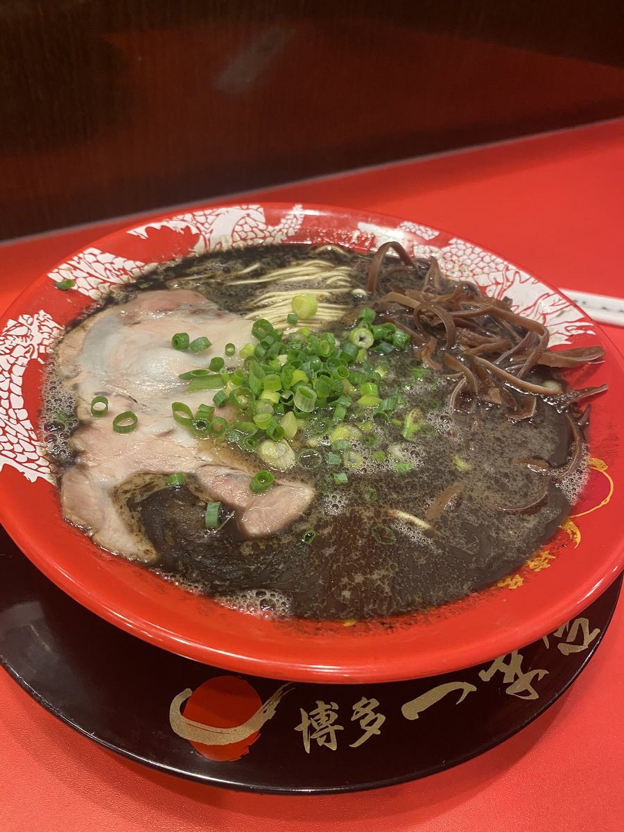 utano0701's tweet photo. 最近めっちゃラーメン食べてるやん、、
気をつけます⚠️⚠️⚠️ https://t.co/j3oeZZEEnn