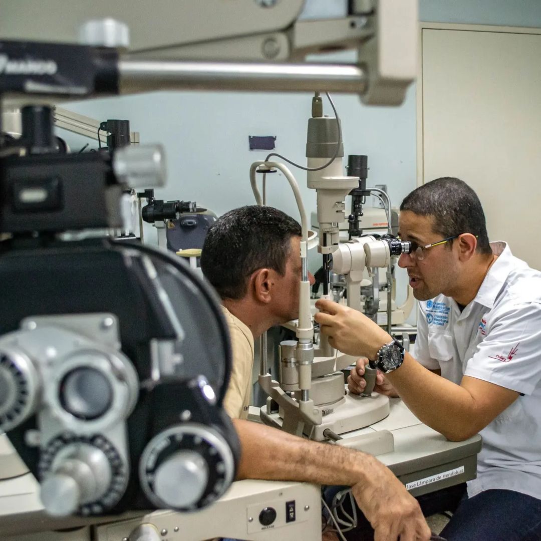 Entérate| Más de 85 operaciones se han concretado a través del Plan Quirúrgico Oftalmológico en el Hospital Dr. Rafael Gallardo del IVSS en Coro, estado #Falcon, dicho plan prevé la realización de al menos 800 intervenciones quirúrgicas de cataratas a manos de los especialistas