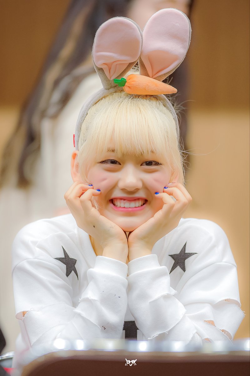 r3een7's tweet photo. 우리 루아언니 생일축하해요 ⋆⁺₊⋆ ♡̷̷̷
내가 어디 안가고 늘 언니 옆에 있을게요🤍
#해피루아데이 #HAPPY_LUA_DAY
#루아 #LUA #위키미키 #WekiMeki https://t.co/4soYPLU5HE