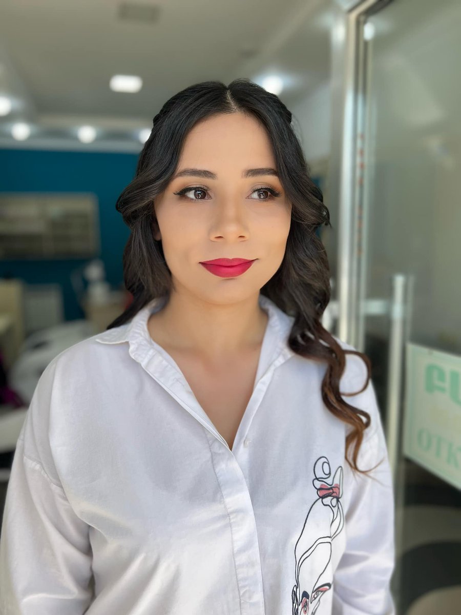 avroragyumri's tweet photo. Super #makeup in #Gyumri #Гюмри #beautysalon #makeupartist ##makeupgyumri #beauty #armenie #armenia https://t.co/qByy60PbFM https://t.co/67hjVEw5Te
