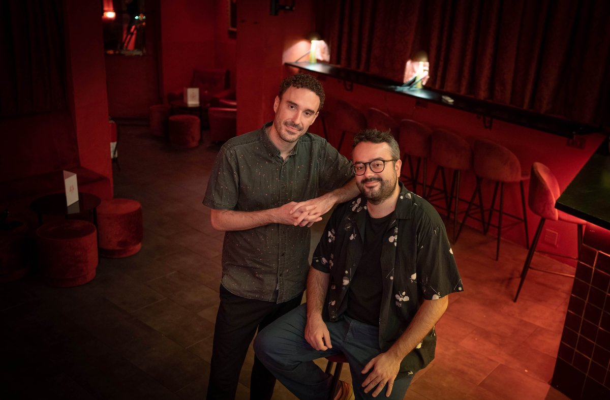 "Al principi Espanya era el país de la pirateria", diuen els <a href="/SERIELIZADOS/">SERIELIZADOS</a> , que celebren 10 anys aquest octubre. Entrevista de <a href="/borjada/">Borja Duñó</a>  
📸 Ivan Giménez
✍️🏾tuit.cat/0Xugc