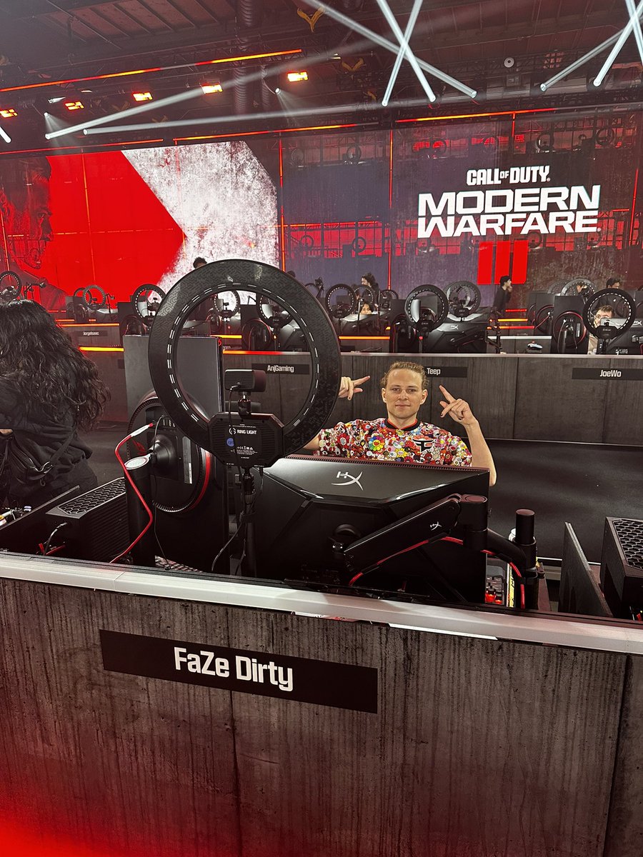 FaZeDirty's tweet photo. COD NEXT. EVERYTHING SNIPING.

https://t.co/Itb7ijKZNS https://t.co/gdtEdZGvk1