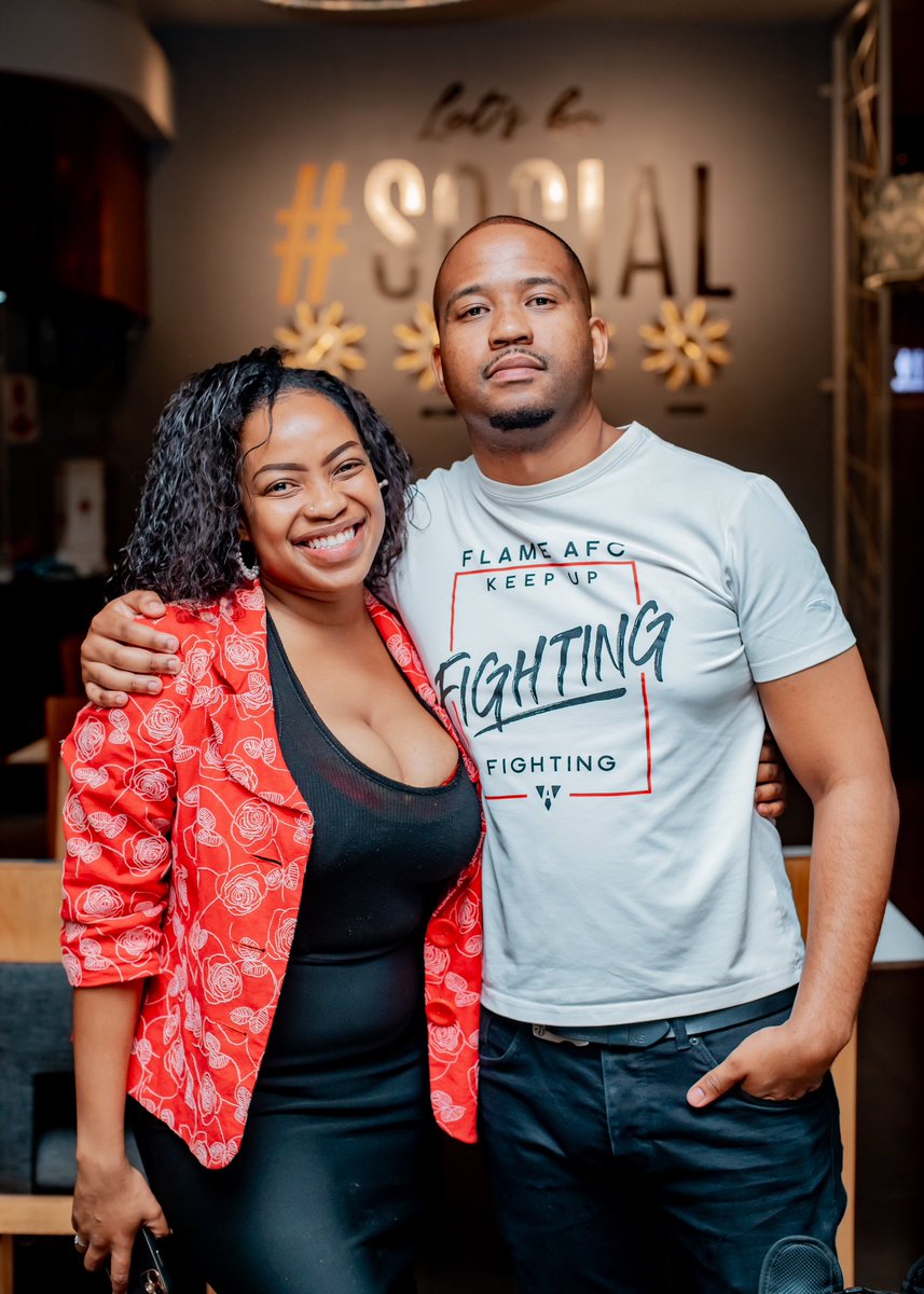 TheAnswerKarabo's tweet image. Been slacking at the gym hence the weight gain but hey we do it for the V✌🏽CEO and One of his Managers #VYB